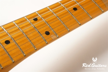 ST57-650 - 2 Tone Sunburst